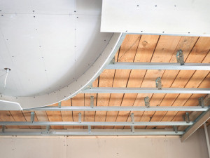 Потолок из гипсокартона. Технология выполнения работ.